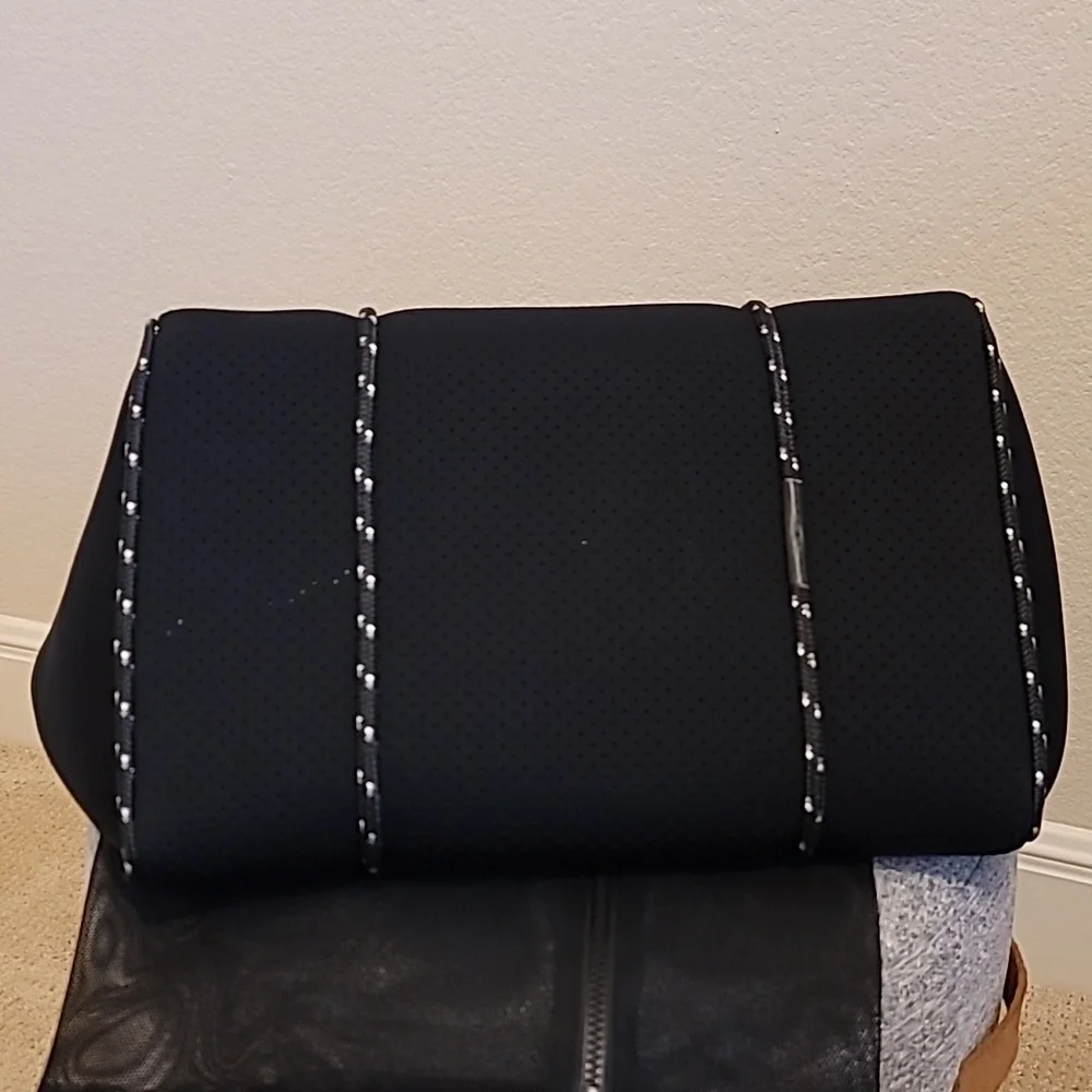 State of Escape, Escape Tote Bag - Picture 7 of 10